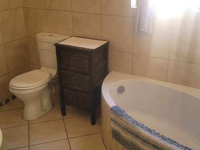 3 Bedroom House For Sale in Reyno Ridge