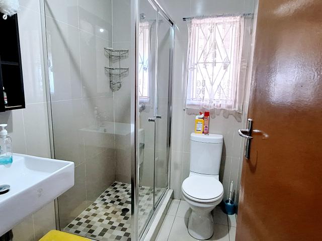 3 Bedroom House For Sale in Redfern