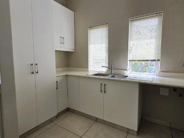 3 Bedroom House For Sale in Renishaw Hills