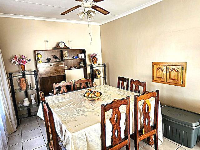 3 Bedroom House For Sale in Rensburg