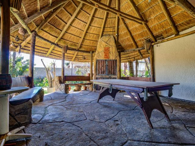3 Bedroom House For Sale in Rhodesfield