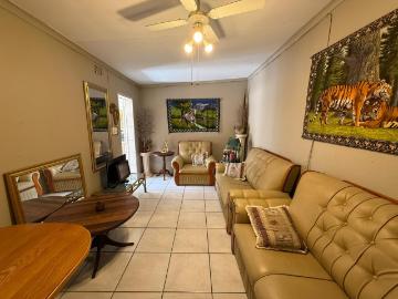 3 Bedroom House For Sale in Rhodesfield