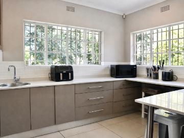 3 Bedroom House For Sale in River Club
