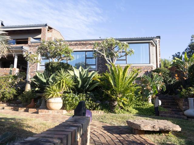 3 Bedroom House For Sale in Riversbend