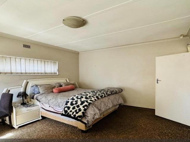 3 Bedroom House For Sale in Ridgeway