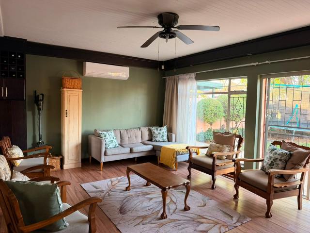 3 Bedroom House For Sale in Riebeeckstad