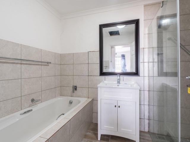 3 Bedroom House For Sale in Rugby