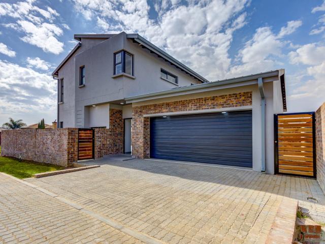 3 Bedroom House For Sale in Rynfield