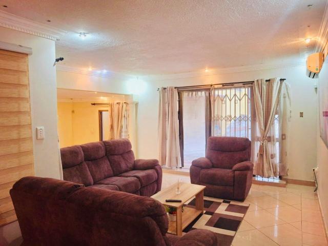 3 Bedroom House For Sale in Woodview