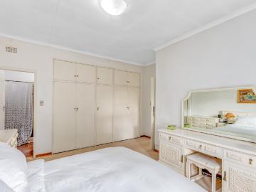 3 Bedroom House For Sale in Weltevreden Park