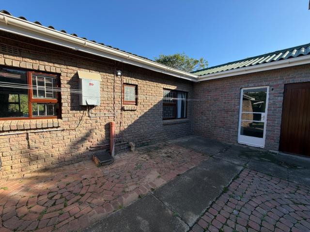 3 Bedroom House For Sale in West Bank
