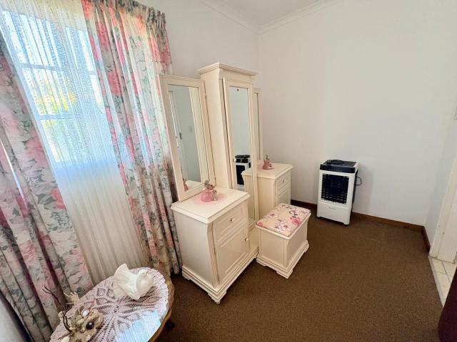 3 Bedroom House For Sale in Westonaria