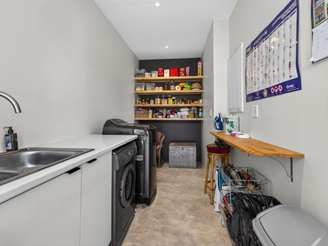 3 Bedroom House For Sale in Whale Rock