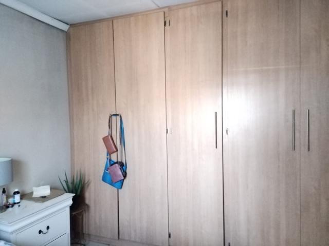 3 Bedroom House For Sale in White City