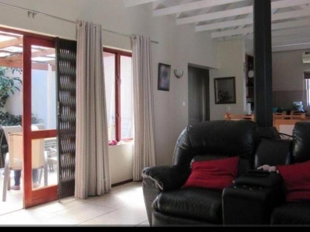 3 Bedroom House For Sale in Witkoppen