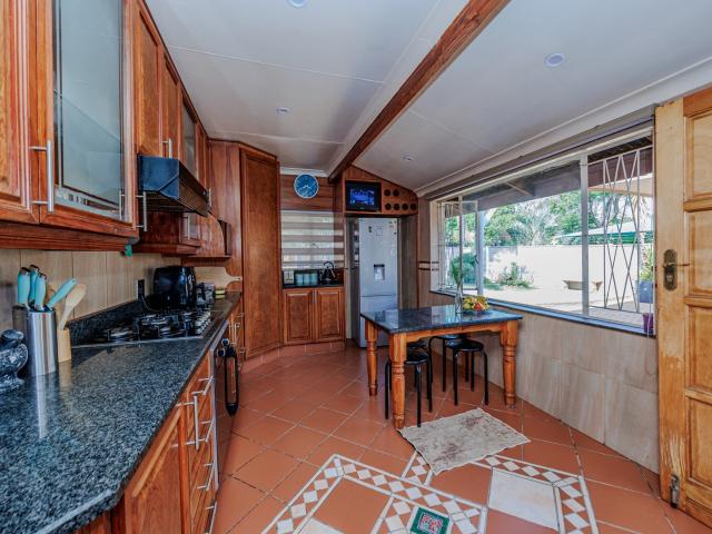 3 Bedroom House For Sale in Witpoortjie