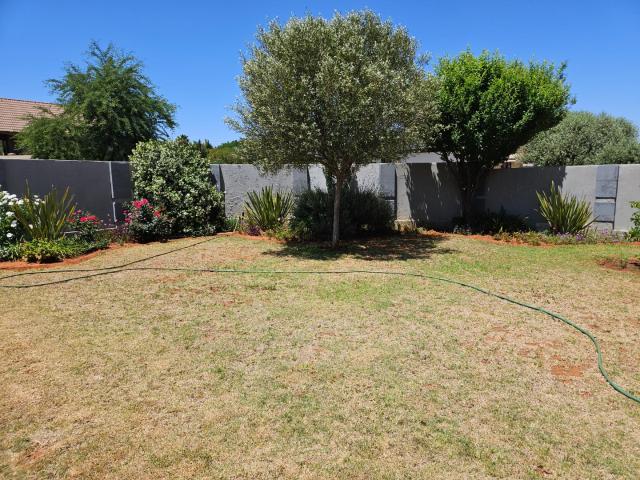 3 Bedroom House For Sale in Wilkoppies
