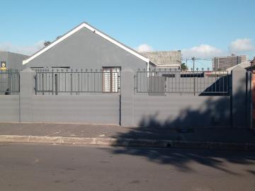 House for sale in Goodwood - Swimming pool
