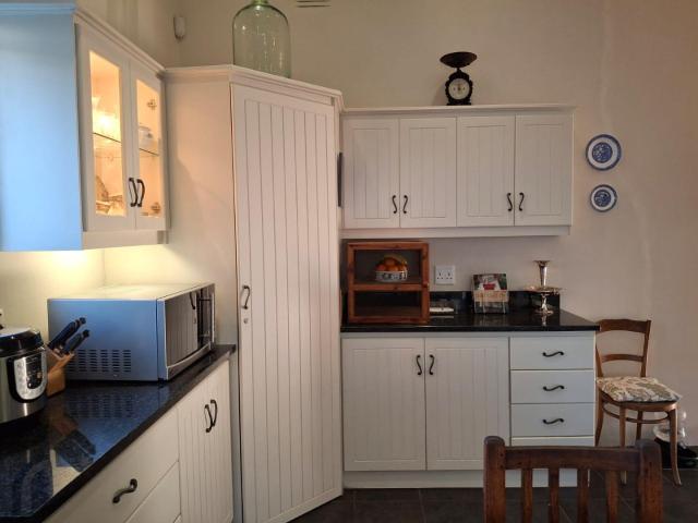 3 Bedroom House For Sale in Top Town