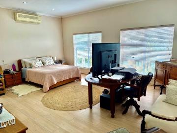 3 Bedroom House For Sale in Tafelzicht