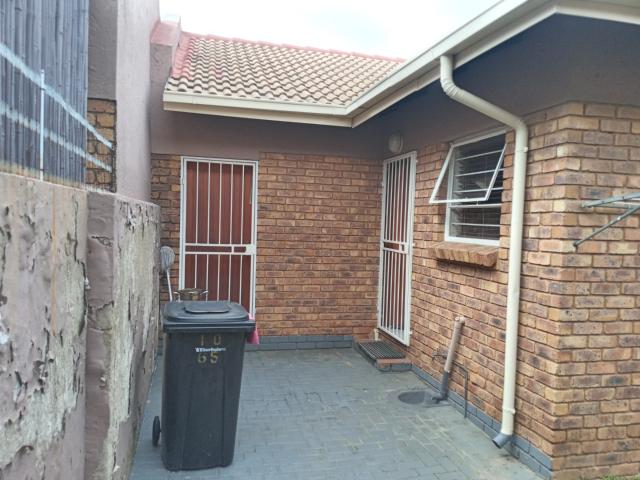 3 Bedroom House For Sale in Terenure