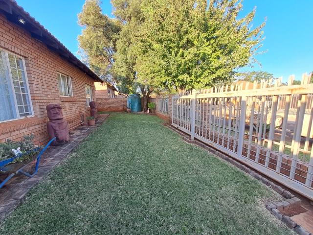 3 Bedroom House For Sale in Thabazimbi