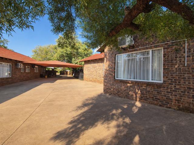 3 Bedroom House For Sale in Thabazimbi