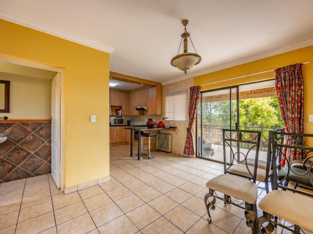 3 Bedroom House For Sale in Thatchfield Estate