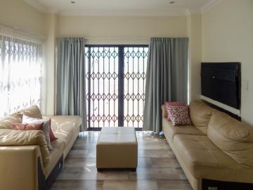 3 Bedroom House For Sale in Thatchfield Hills