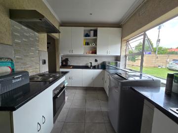 3 Bedroom House For Sale in The Hill
