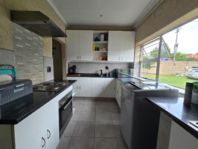 3 Bedroom House For Sale in The Hill