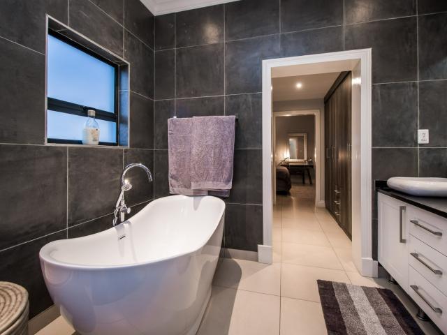 3 Bedroom House For Sale in The Hills Game Reserve Estate