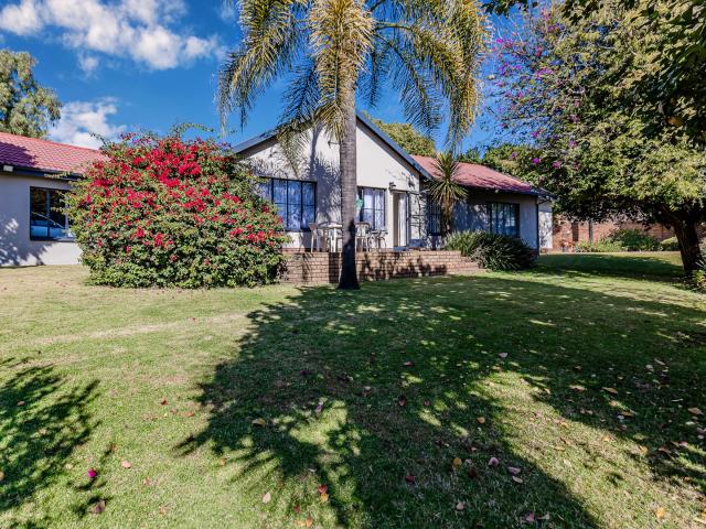 3 Bedroom House For Sale in The Reeds