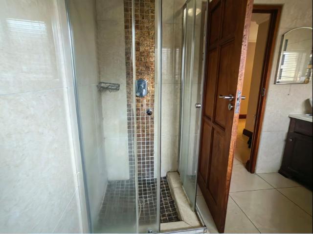 3 Bedroom House For Sale in Theresapark