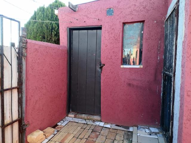 3 Bedroom House For Sale in Tsakane
