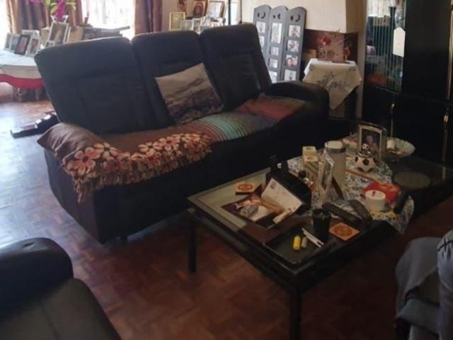 3 Bedroom House For Sale in Tulisa Park