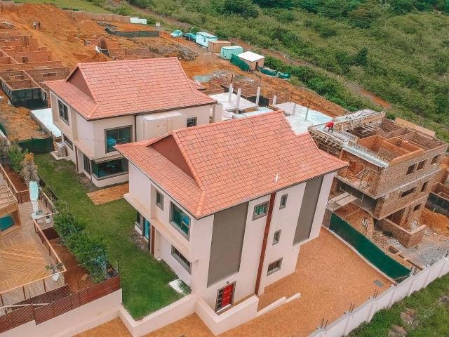 3 Bedroom House For Sale in Umhlanga Central