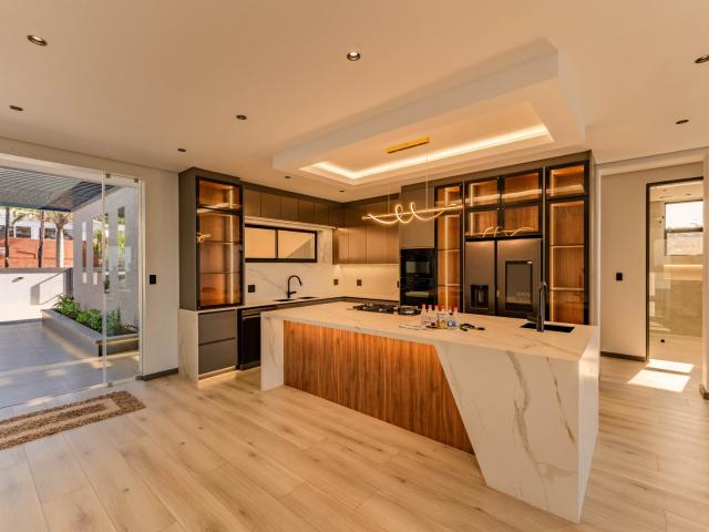 3 Bedroom House For Sale in Umhlanga Central