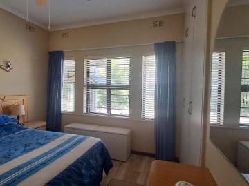 3 Bedroom House For Sale in Uvongo
