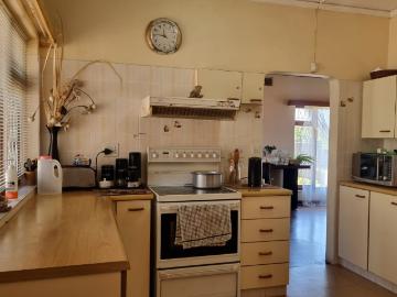 3 Bedroom House For Sale in Uvongo