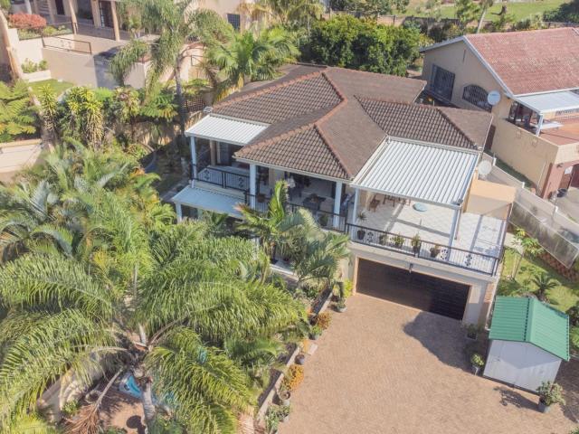 3 Bedroom House For Sale in Uvongo