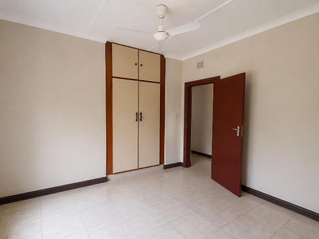 3 Bedroom House For Sale in Uvongo