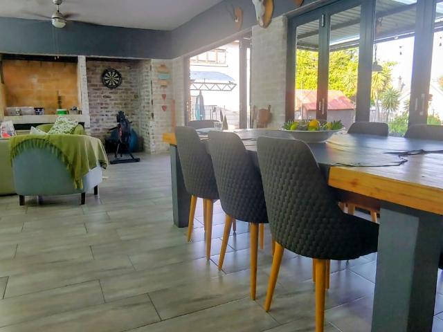 3 Bedroom House For Sale in Vaal Marina