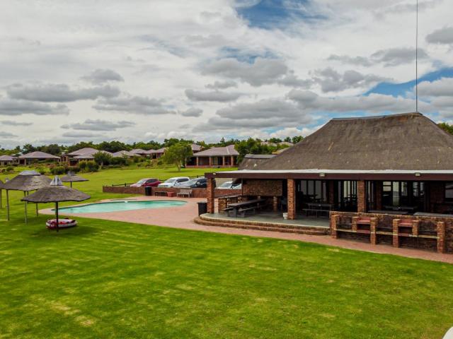 3 Bedroom House For Sale in Vaal Marina