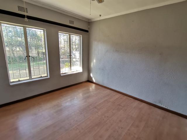 3 Bedroom House For Sale in Vaalpark