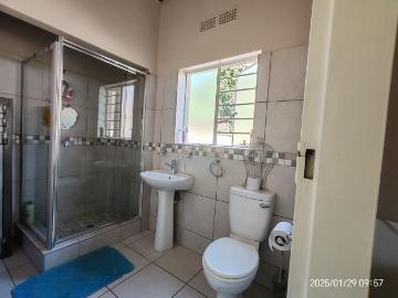 3 Bedroom House For Sale in Vaalpark