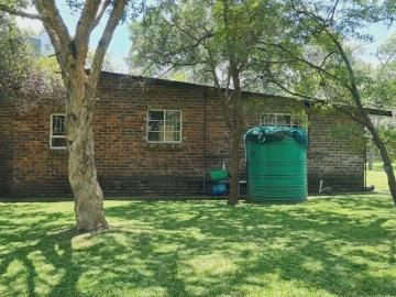 3 Bedroom House For Sale in Vaalwater