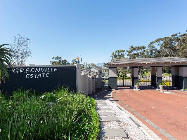 3 Bedroom House For Sale in Valmary Park