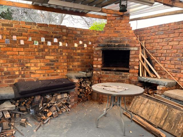 3 Bedroom House For Sale in Van Dyk Park