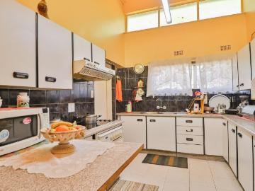 3 Bedroom House For Sale in Van Riebeeck Park